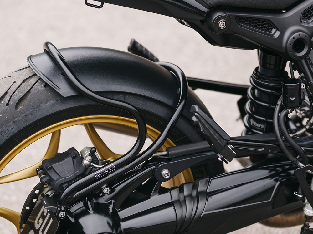R nineT Ember